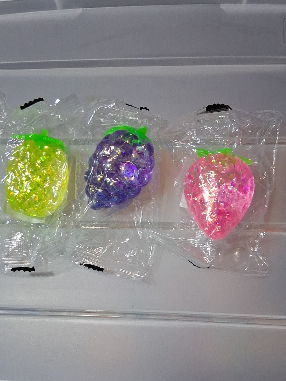 Sparkling Fruit Sqishy (Your Choice)